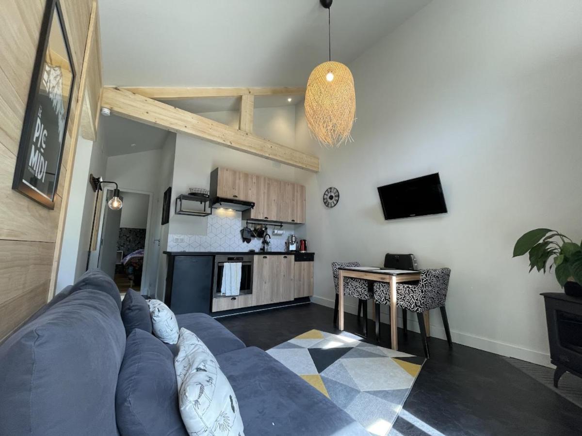 Ginkobiloba : Appartement Cosy En Coeur De Ville バニエール・ド・ビゴール エクステリア 写真